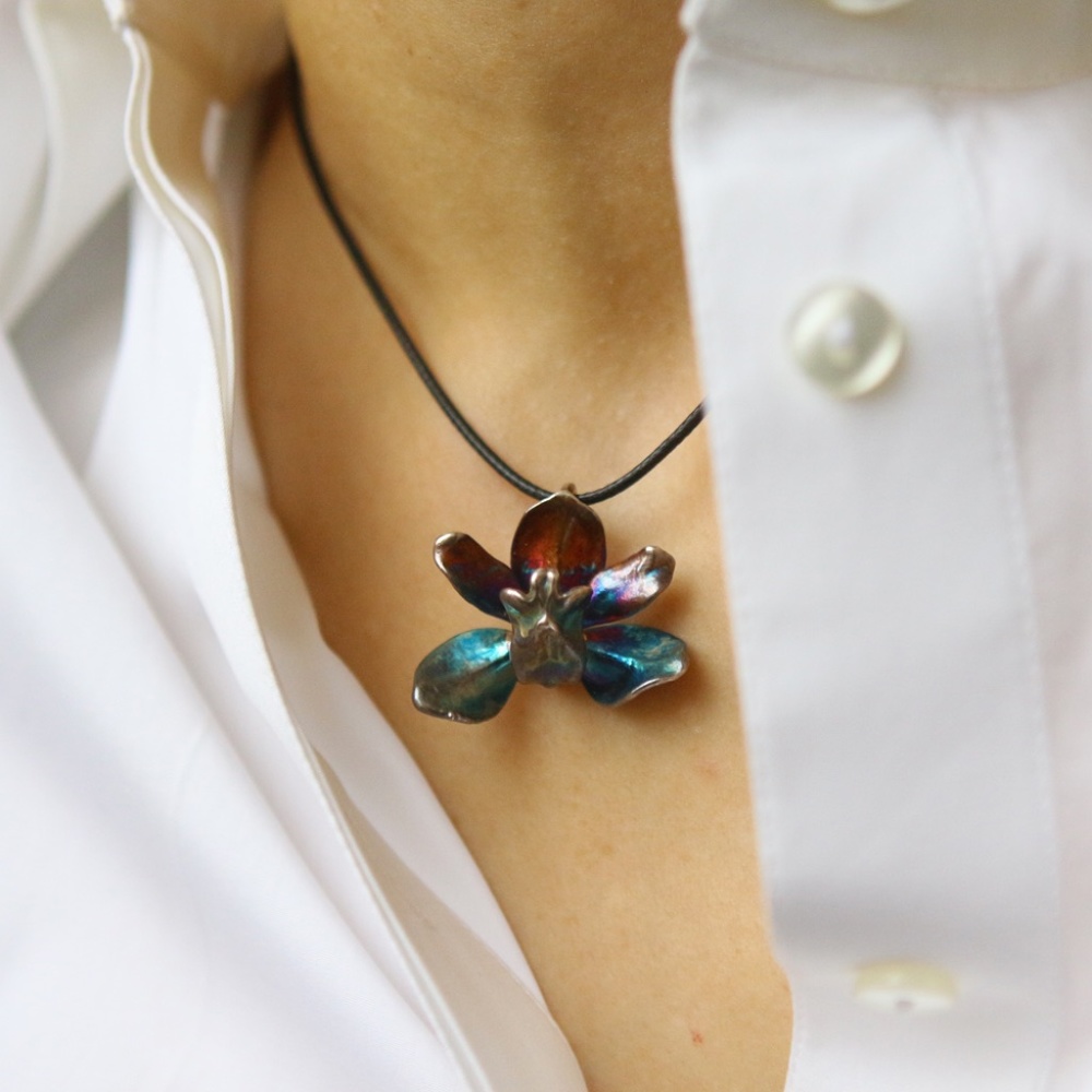 Pendant in silver ,Orchid